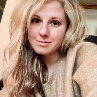 Natalia Chung staff profile headshot