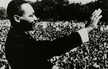 Martin Luther King greeting crowd in Washington DC. 