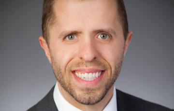 Jed Thorp Headshot.jpg