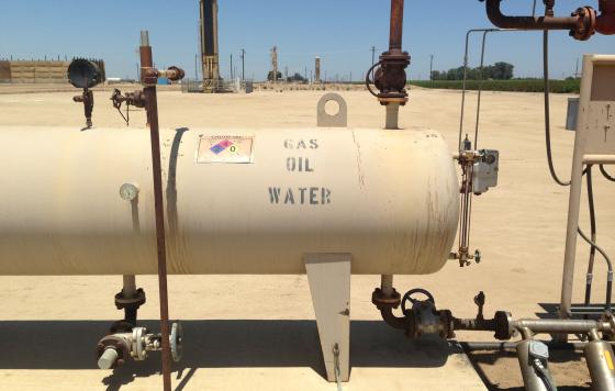 Oil and water. Credit Andrew Grinberg