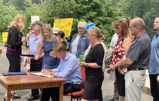 Gov Lamont Signs PFAS bill Photo by Christopher Keating for Courant.com