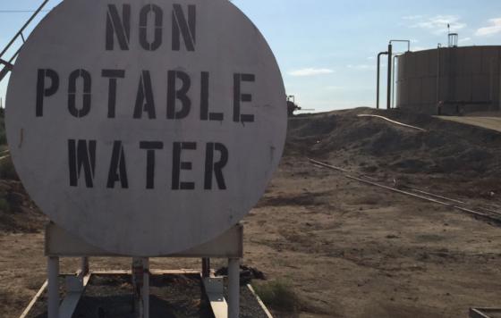 Water tank in Kern County. Credit: Andrew Grinberg / Clean Water Action